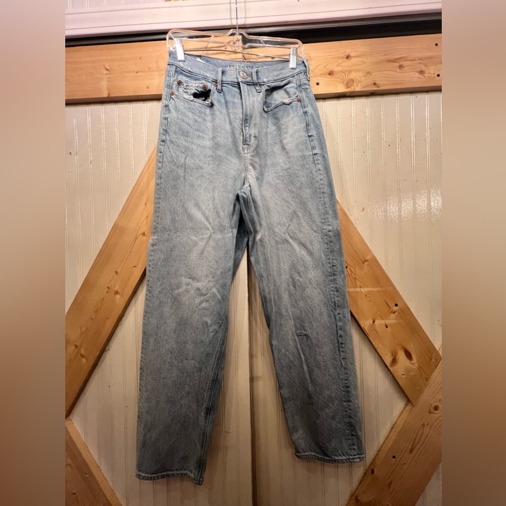 Size 8 american eagle jeans